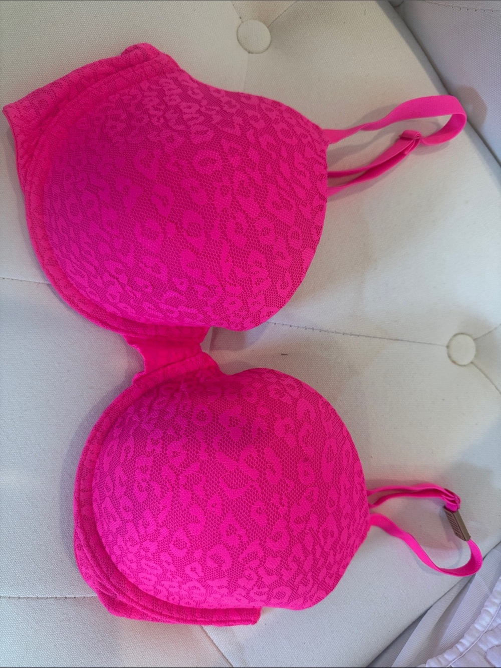 NWT PINK Victoria's Secret Neon Pink Leopard-LACE T SHIRT BRA
